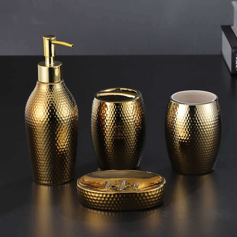 Vierteiliges Badezimmer-Set aus Keramik zum Waschen