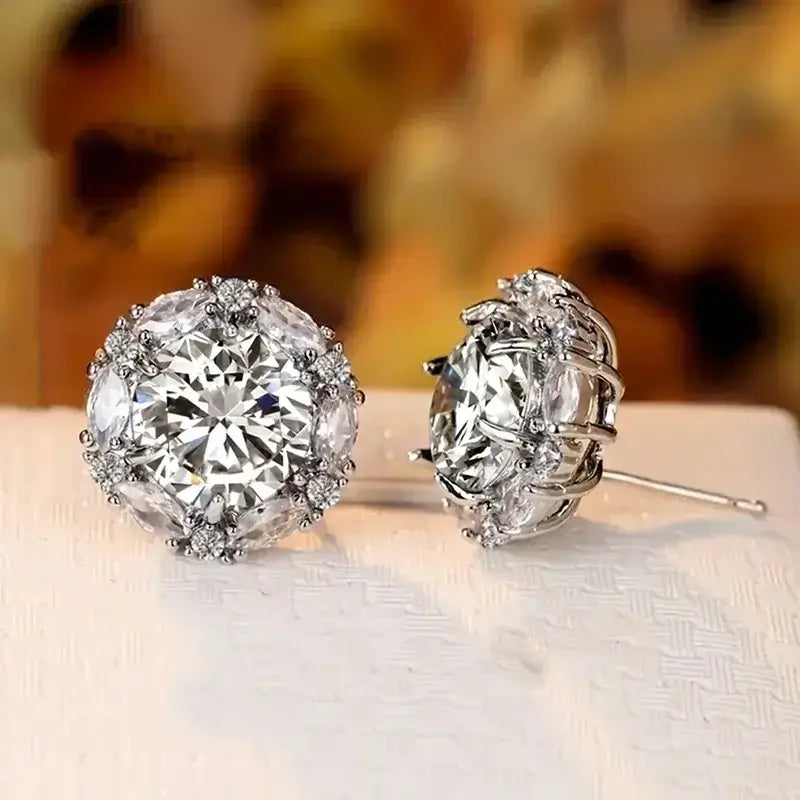 2024 White/Blue/Purple/Green/Red Cubic Zirconia Stud Earrings for Women Newly Designed Luxury Ear Accessories Wedding Jewelry
