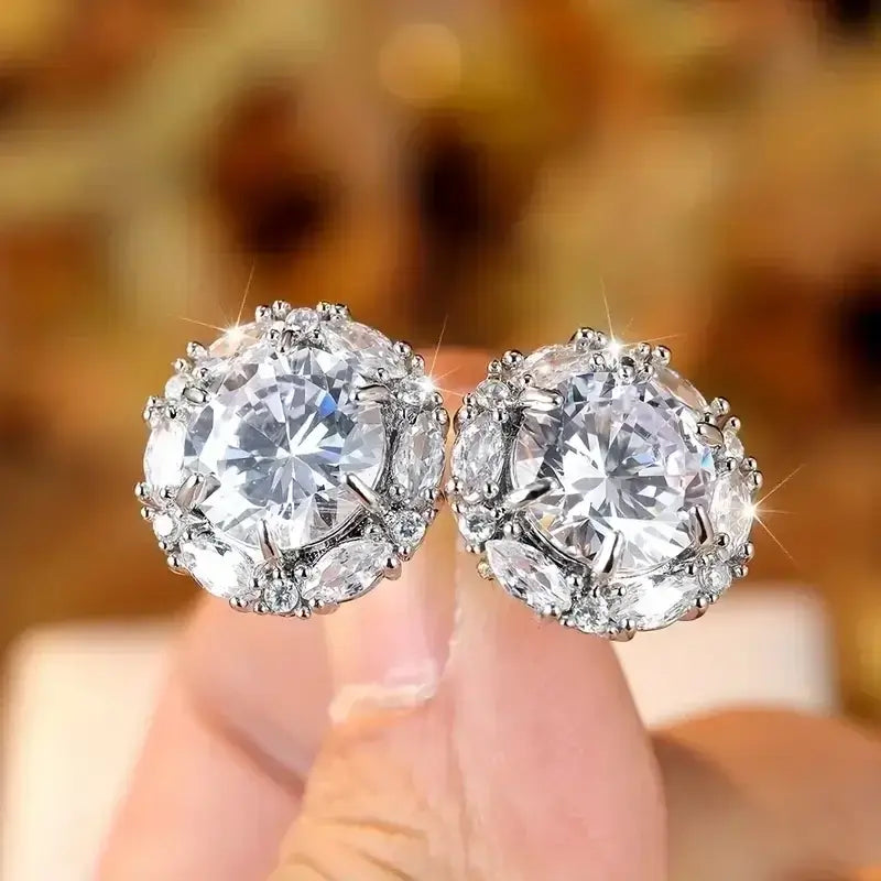 2024 White/Blue/Purple/Green/Red Cubic Zirconia Stud Earrings for Women Newly Designed Luxury Ear Accessories Wedding Jewelry