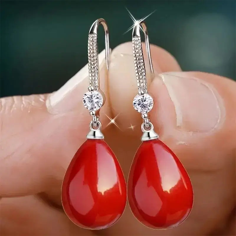 2024 Elegant and Fashionable Women's Water Drop Imitation Pearl Earrings Red and White Round Oval Wedding Jewelry Birthday Gifts