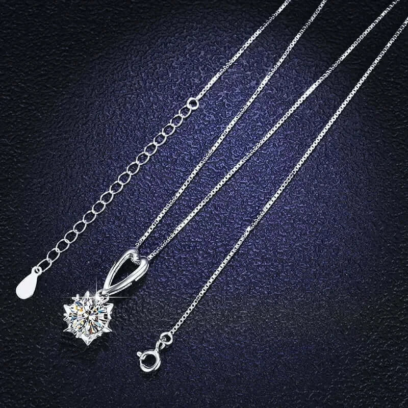 Luxury PT950 Platinum 1CT Certified Moissanite Necklace Sunflower Diamond Pendant Necklace for Women Promise Wedding Jewelry